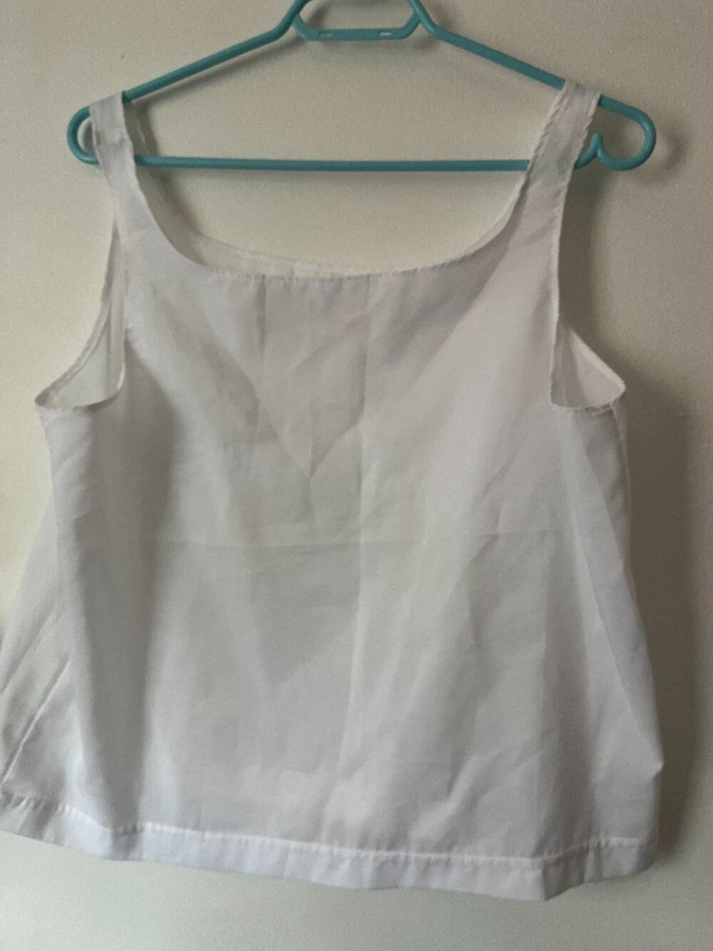 Women's 2 Piece Tank Top Set Sheer Fuzzy Knit Layered Top Size L, white